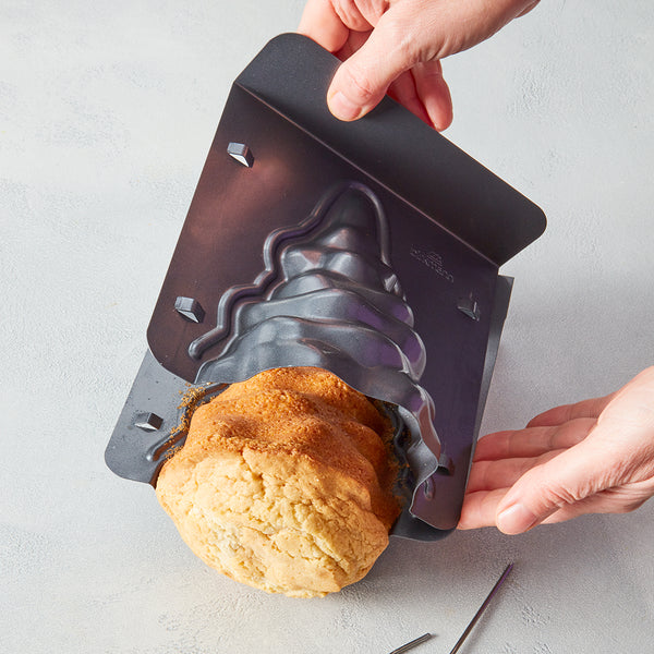 -RBV Birkmann- Vollbackform Tini die Tanne bis 230 °C, mit Antihaftbeschichtung, ca. 750 ml Füllmenge